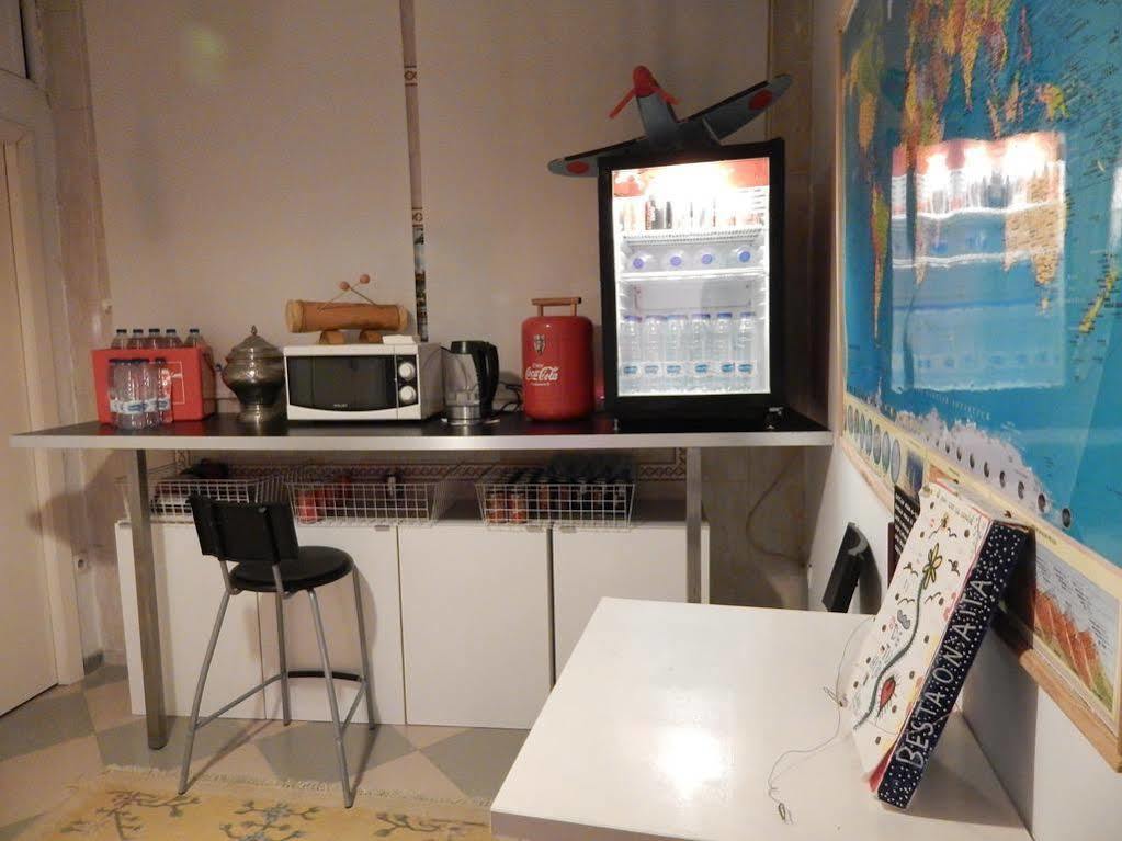 Hostal Arias Sevilla Buitenkant foto