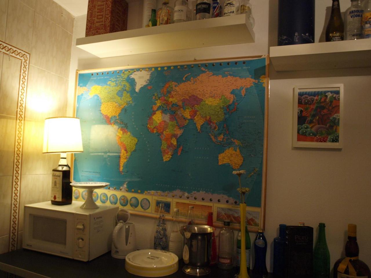 Hostal Arias Sevilla Buitenkant foto